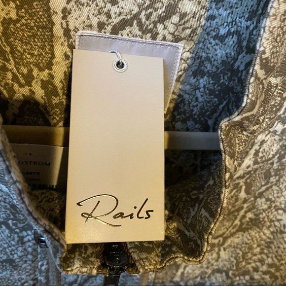 NEW Rails Tennessee Sand Snakeskin Funnel Neck Linen Blend Jacket - Picture 14 of 15